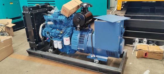 ISO9001 認証と自動スイッチ付き 50KW 水冷ディーゼル発電機セット