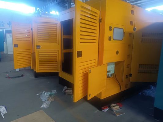 1500RPM 600KW 自動起動型モバイル型カミンズ発電機セット 大型バックアップ電源