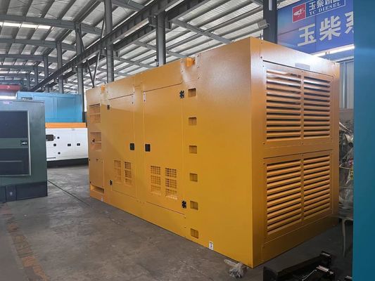 1500RPM 625KVA 900A カミングス・ディーゼル・ジェネレーター・セットの自動起動制御システム