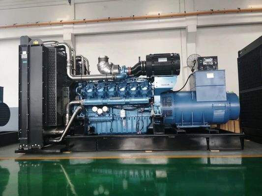 700KWのウェイチャイ・ボドゥアン・ディーゼル発電機 コミュニティのバックアップ・非常用電源セット