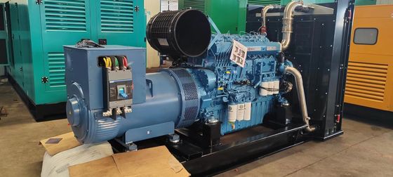 400V 1500RPM 550KW ウェイチャイディーゼル発電機セット 大規模な緊急用電源