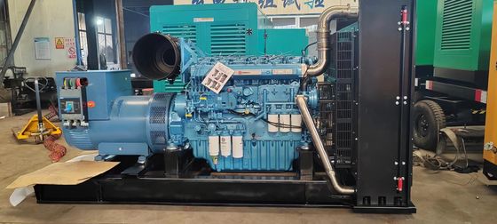 400V 1500RPM 550KW ウェイチャイディーゼル発電機セット 大規模な緊急用電源
