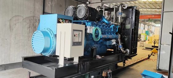400V 1250KVA ウェイチャイディーゼル発電機セット 1000KW 方向注入エンジン付き大型電源設備
